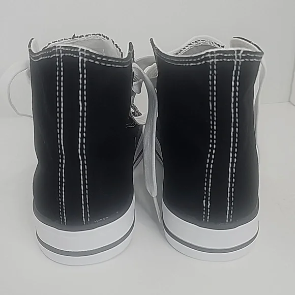 Unisex Canvas Sneakers, Size 6, Color Black and White - Picture 5 of 7